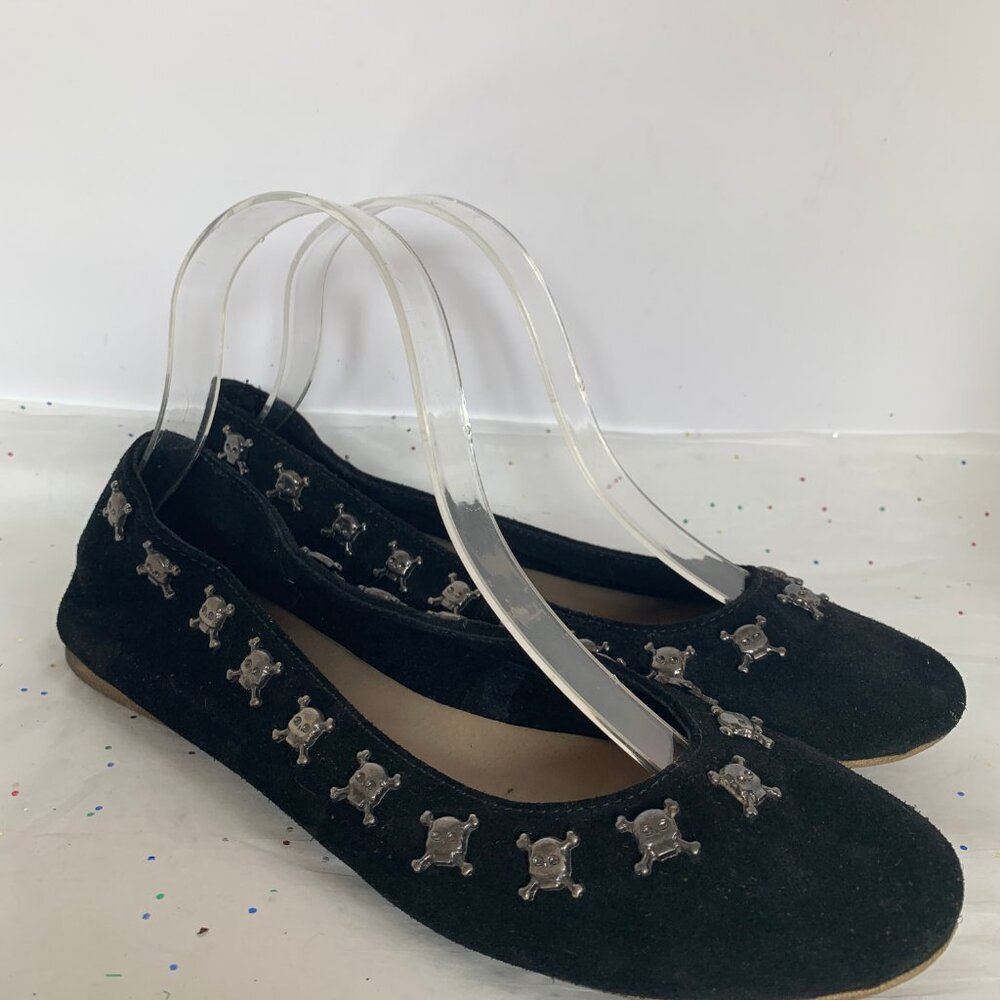 Ann Tuil Paris Black Suede Ballet Flats Metal Skull and Crossbones Rivet 39 Goth - Picture 3 of 15